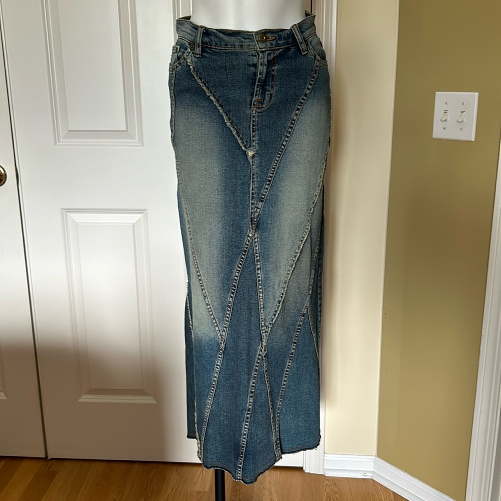 Denim Skirt Allen B. Size 26.